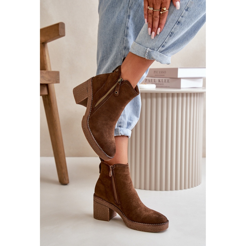 Botine de damă maro cu toc înalt 1 Botine de damă maro cu toc înalt 1