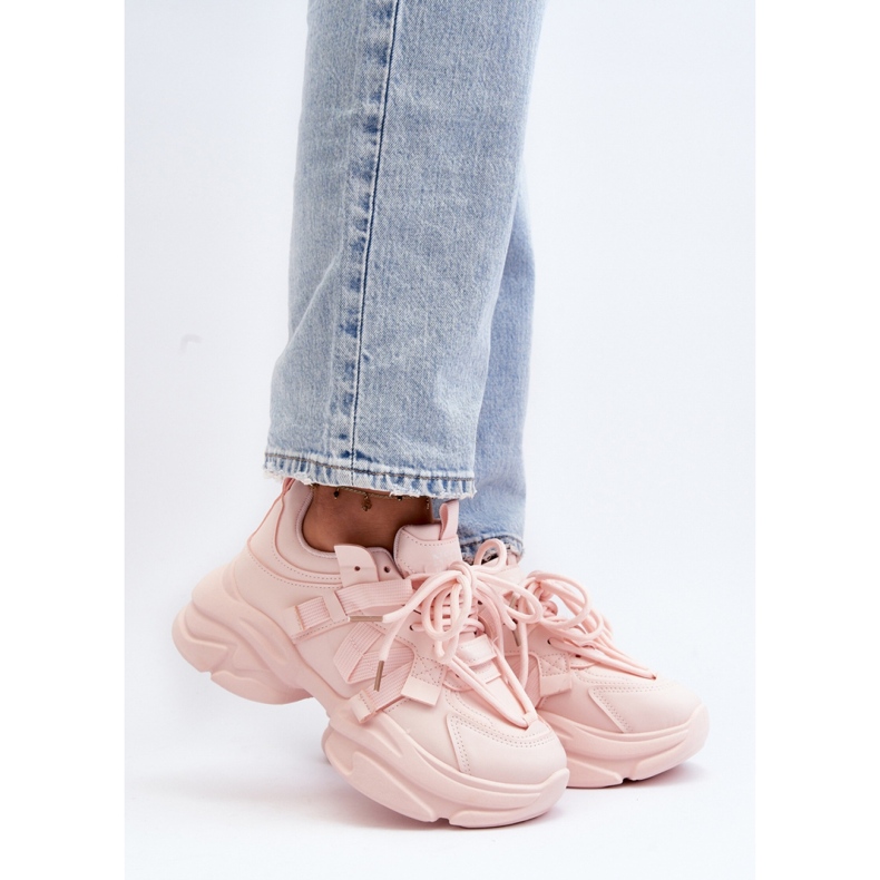 Pantofi sport roz cu talpă masivă 1 Pantofi sport roz cu talpă masivă 1