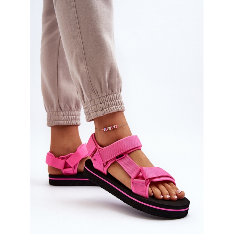Step in style Sandale Model Lee Cooper LCW-24-05-2750L Fuchsia - Pas în stil roz 1