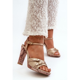 Step in style Sandale Model Maciejka 06564-22 Bej/Auriu - Pas în stil 2