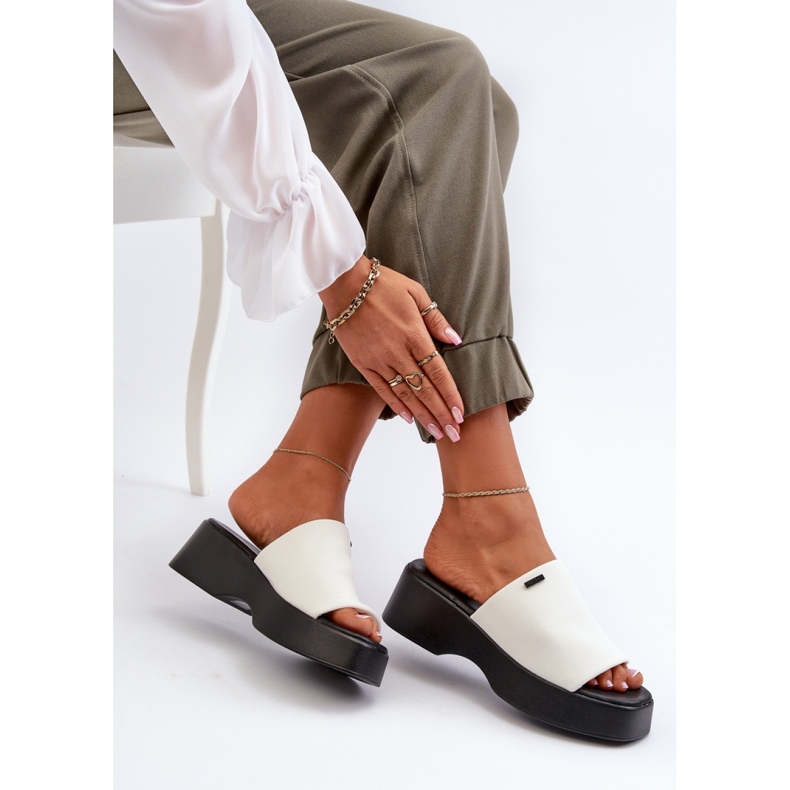 Step in style Sandale Flip-flops Model Big Star NN274022 Alb - Pas în stil 1