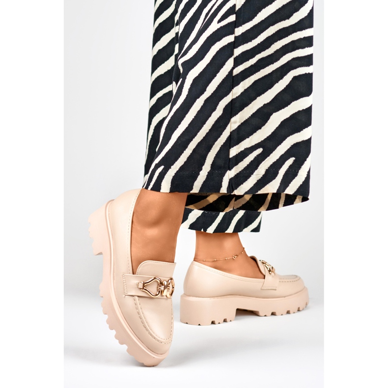 Pantofi bej cu decor B2733BE 1