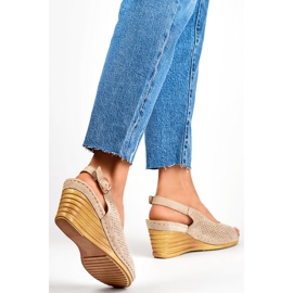 Sandale cu pană pentru damă GD-FL1243KH, bej 1