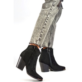 Cizme izolate de damă A5618B negre negru 1