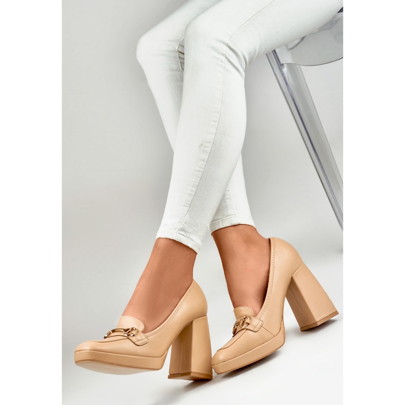 Pompe de damă cu decor M047-NU bej 1