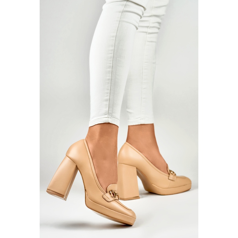 Pompe de damă cu decor M047-NU bej 2