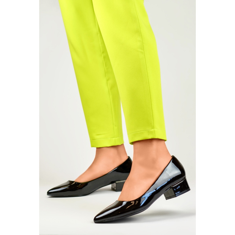 Pompe patentate pentru femei GD-XR106C-B negru 1