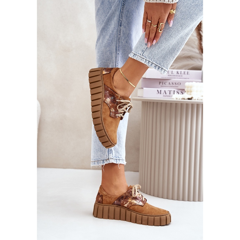 Pantofi din piele intoarsa pe platforma maro de hipnoza 2