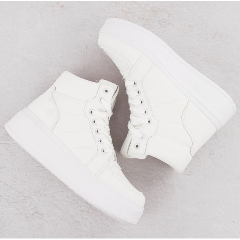 News Noutăți pantofi sport înalți W 8166 EVE465A alb 2