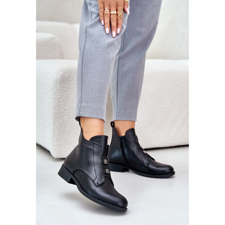 Cizme izolate de damă cu tocuri plate din piele ecologică S.Barski HY42-716 negru 2 Cizme izolate de damă cu tocuri plate din piele ecologică S.Barski HY42-716 negru 2