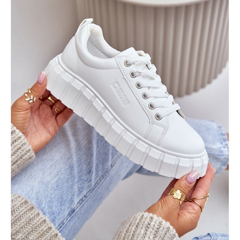 Pantofi de damă Big Star izolați MM274616 Alb 2