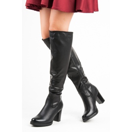 Vinceza Cizme negre pe stâlp negru 1