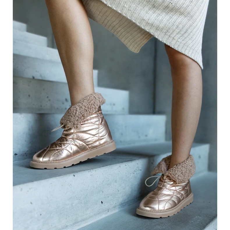 Cizme de zăpadă izolate aurii Caellita cu manșetă de aur 1