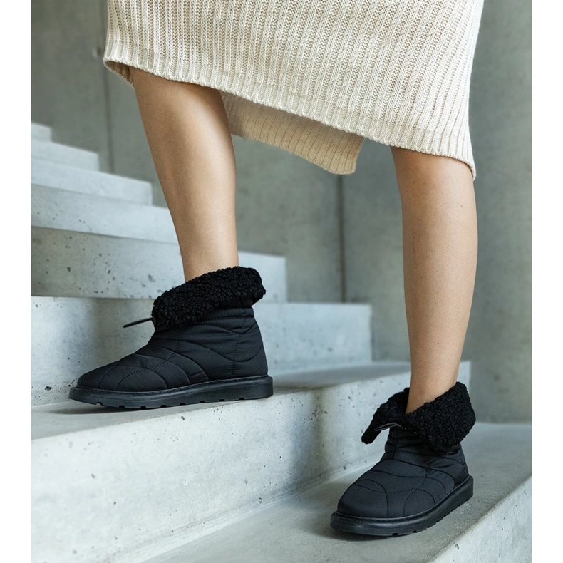 Cizme de zăpadă izolate negre cu manșetă Caellita negru 1