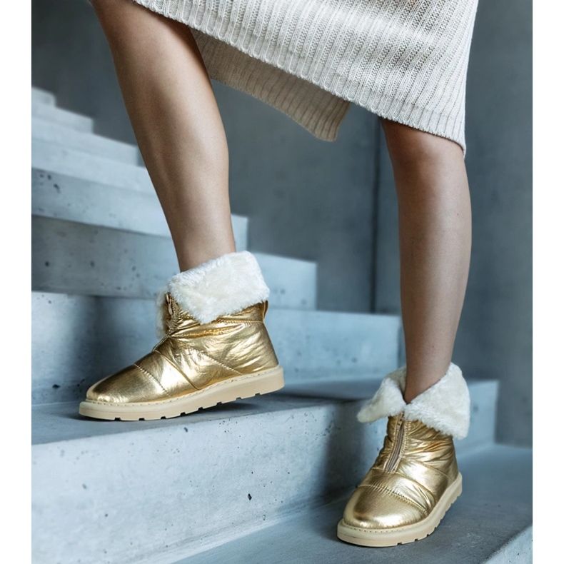 Cizme de zăpadă izolate cu aur Edidda, cu guler de aur 1