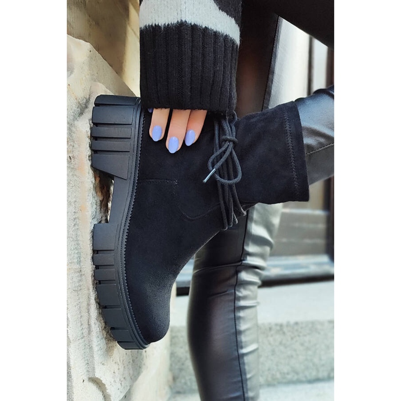 Botine de dama cu partea superioara elastica, cu siret, neagra DE1127S-B negru 1