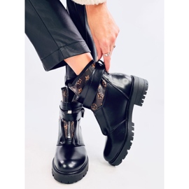 Cizme pe protectorul Lovato Black negru 2