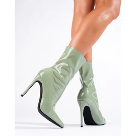 Botine de dama cu toc inalt din piele lacuita verde 1