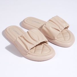Flip-flops de damă bej cu volane 1
