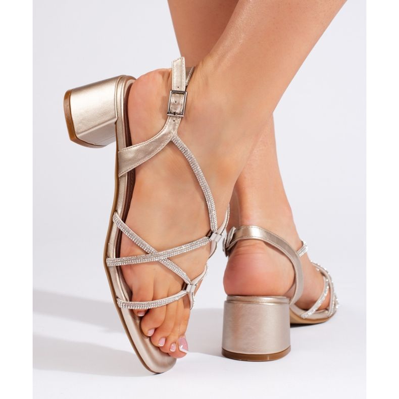 Sandale de damă aurii cu bretele decorative de la Sergio Leone de aur 2