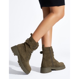 Muncitori din piele intoarsa cu siret verde inchis 2