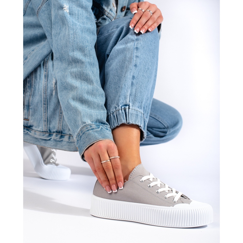 Tenisi de damă cu platformă gri 2