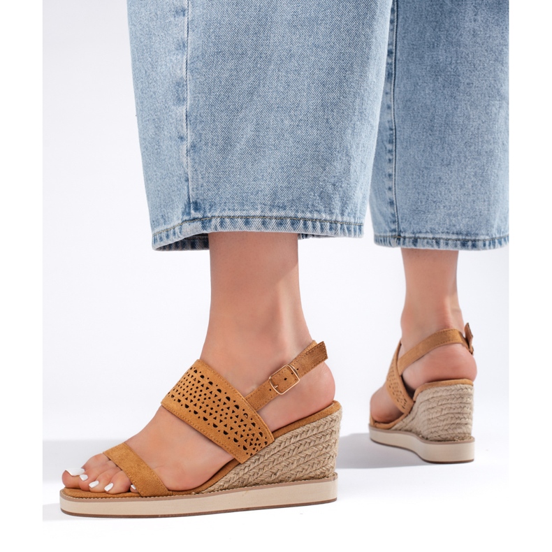 Sandale cu pană de damă maro 1