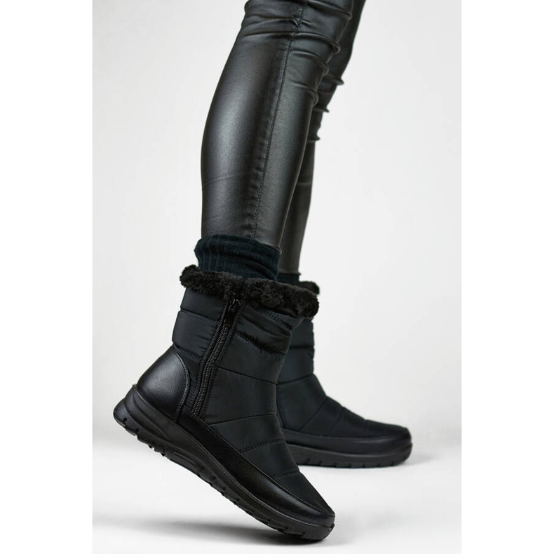 Cizme de zăpadă izolate de damă cu blană, negre 22T10B negru 1