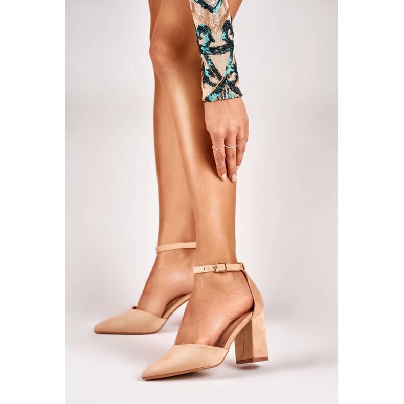 Pompe de piele intoarsa bej cu inchidere la glezna QA203BE 1