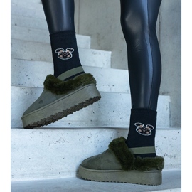 Papuci verzi cu platformă decorați cu blană și cu bandă elastică la călcâi, Frank verde 1