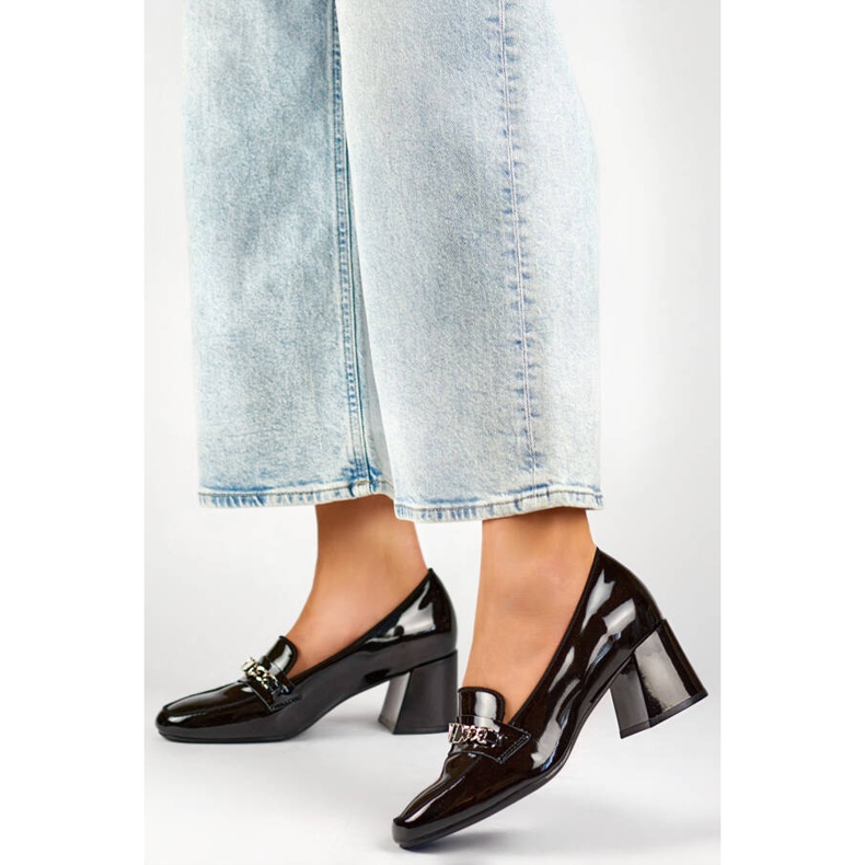 Pantofi de dama din piele cu toc cu decor, negru 24-58242B 2