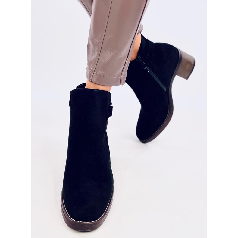 Cizme clasice cu toc Marsha Black negru 1