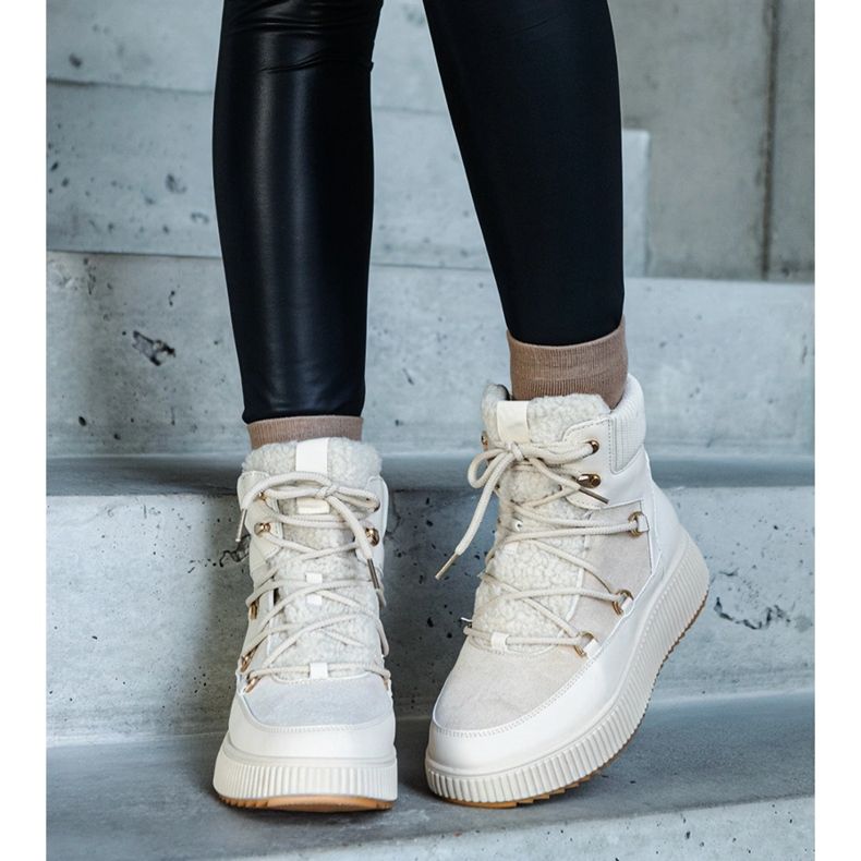 Botine bej deschis cu talpa mai groasa, Rosemarie 1 Botine bej deschis cu talpa mai groasa, Rosemarie 1