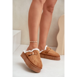 Papuci De Damă Pe Talpă Groasă Cu Blană Și Cataramă Camel Linneola maro 2