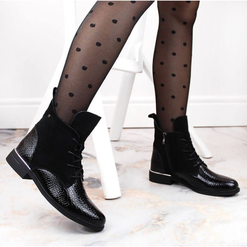 Filippo W PAW476 cizme izolate din piele lacuita neagra negru 2