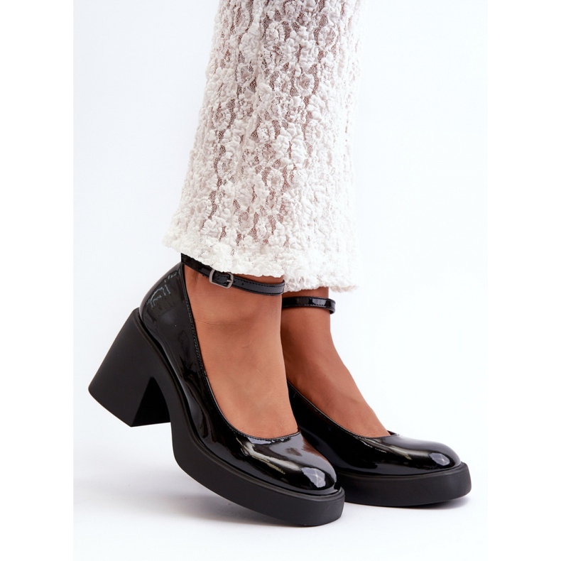 Pompe Model M383 Black negru 1