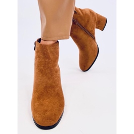 Cizme de damă netede, izolate, cu tocuri Camel înalte maro 2