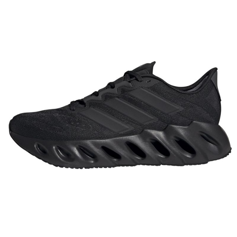 Pantofi adidas Switch Fwd M ID1779 negru 1