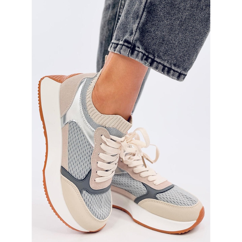 Pantofi sport de damă cu șosete gri 2 Pantofi sport de damă cu șosete gri 2