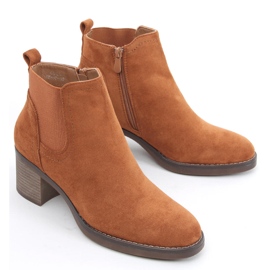Botine cu toc lat izolate camel maro 2