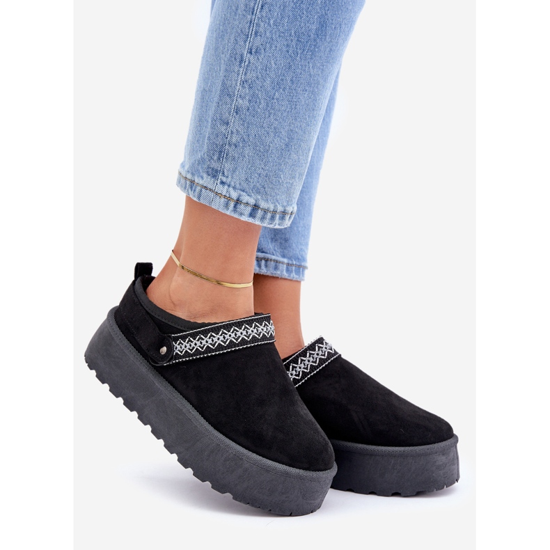 Cizme negre de zapada cu broderie decorativa negru 1 Cizme negre de zapada cu broderie decorativa negru 1