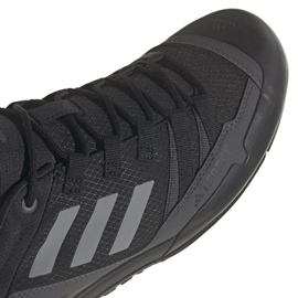 Pantofi adidas Terrex Swift Solo 2 M IE6901 negru 5