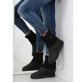 Cizme cu partea superioară de lână neagră NB30 Black negru 1