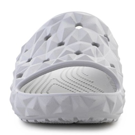Slapi Crocs Classic Geometric Slide V2 W 209608-1FT gri 5
