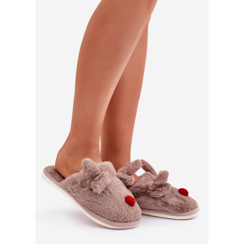 Papuci de damă cu blană cu model de ren, bej închis 1 Papuci de damă cu blană cu model de ren, bej închis 1