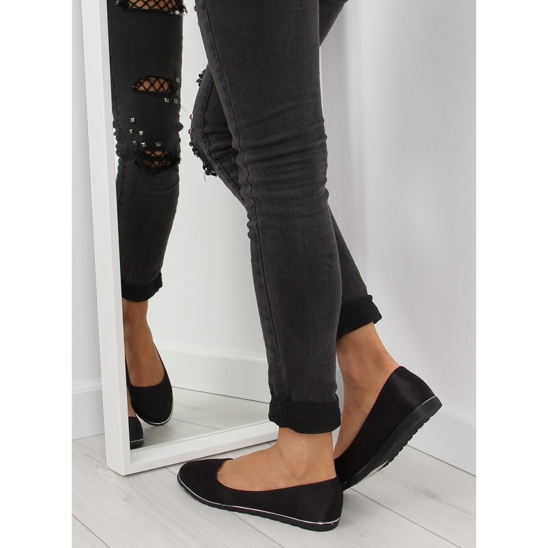 Balerini negri satinati A8621 negri negru 2 Balerini negri satinati A8621 negri negru 2