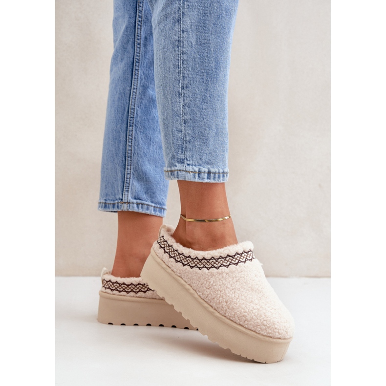 Cizme de zapada dama bej cu platforma 1 Cizme de zapada dama bej cu platforma 1