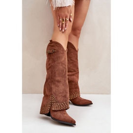 Cizme de dama maro cu partea superioara decorativa 1 Cizme de dama maro cu partea superioara decorativa 1