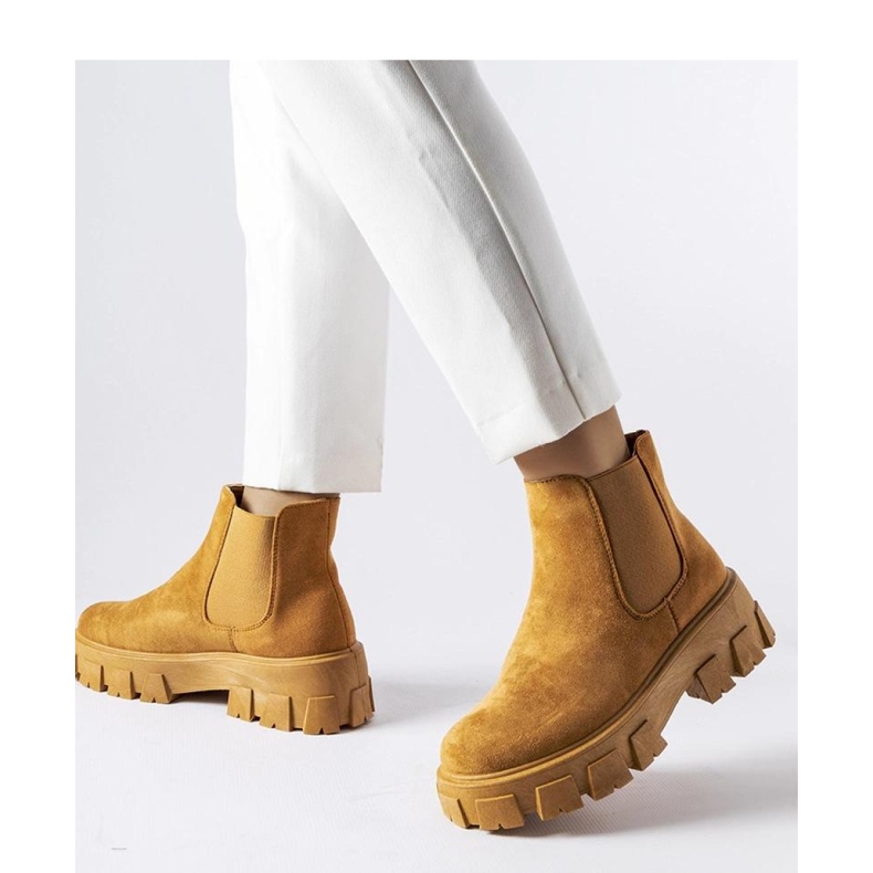 Botine de dama maro deschis Mooca - Solea 1 Botine de dama maro deschis Mooca - Solea 1