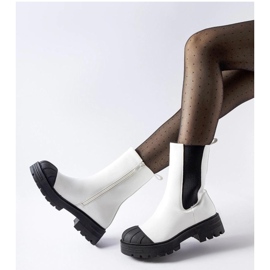 Cizme Chelsea clasice izolate albe de la Porcigatone - Solea 1